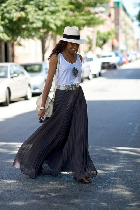 Comment porter la jupe longue en été ? 7 idées de tenues - Taaora - Blog  Mode, Tendances, Looks